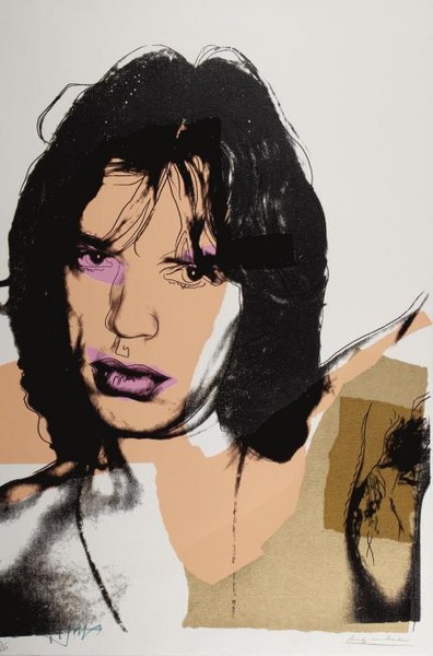 MICK JAGGER в бежевых тонах