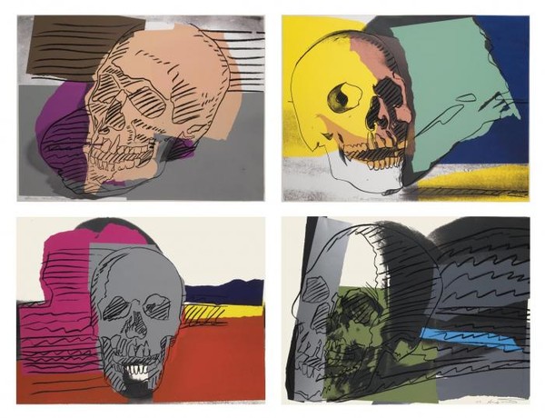 SKULLS в четырех видах