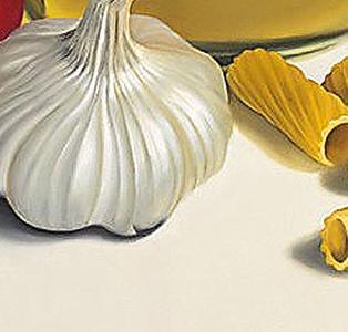 Фрагмент Графин с помидором и головкой чеснока