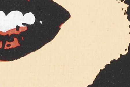 Фрагмент MARILYN на грязно  голубом