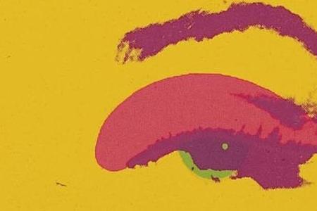 Фрагмент MARILYN на светло бордовом