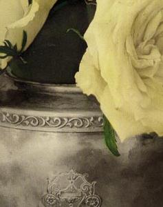 Фрагмент Серебрянный графин с белыми розами II