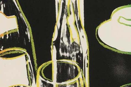 Фрагмент Стол с выпивкой