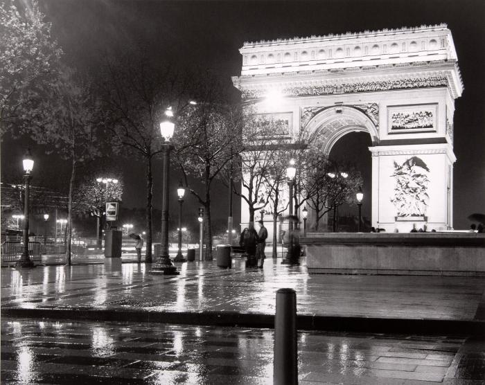 Night- Arc de Triomphe.
